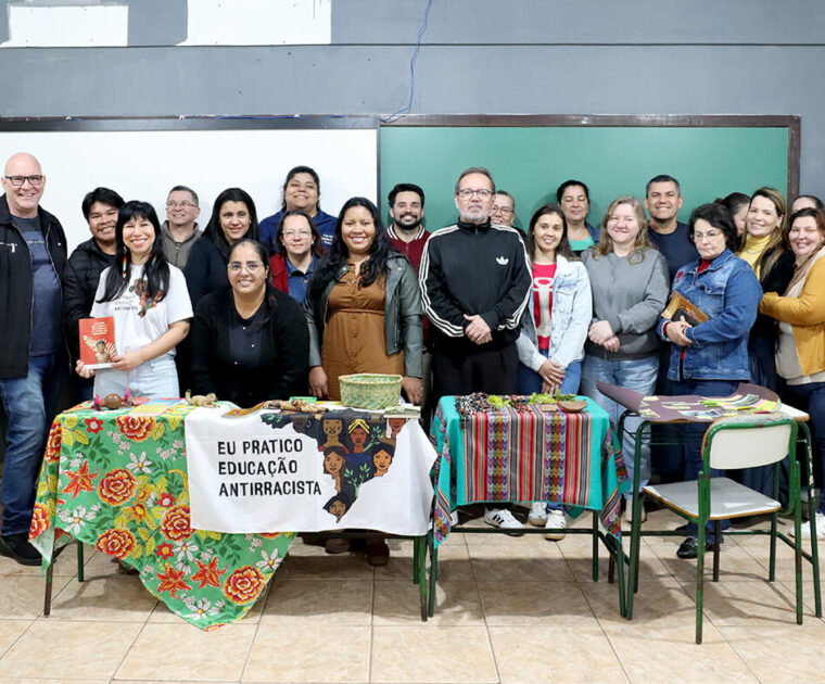 Oficina levou história do povo Guarani para escolas